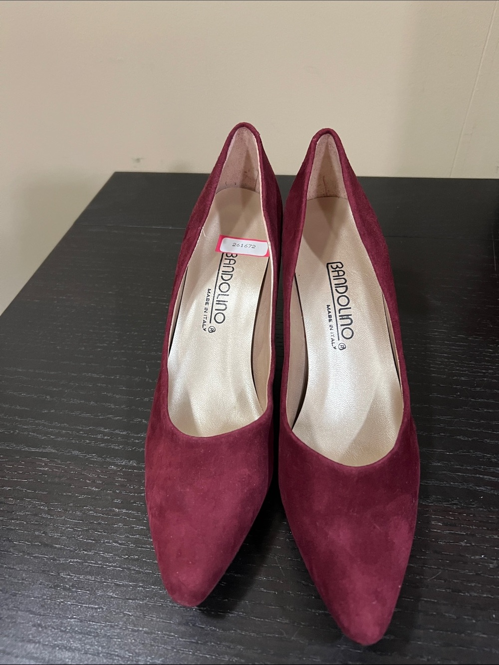 Bandolino Burgundy Suede Pointed Pumps